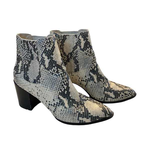 Steve Madden Shoes - Steve Madden Jain Snakeskin Ankle Boot Bootie Size 6.5